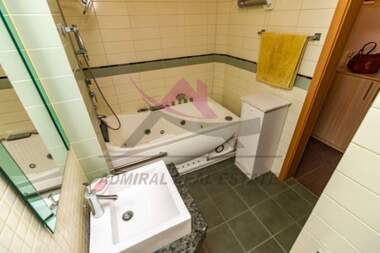 For rent - Apartment in VINS - Cherven ploshtad,  Varna