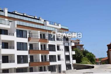 Продажба - Апартамент в Царево,  Бургас
