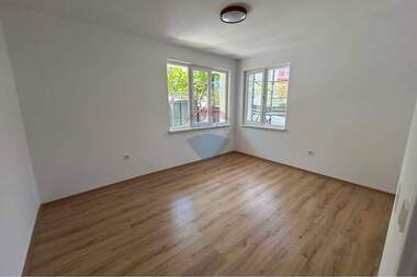 For sale - Apartment in Center,  Shumen