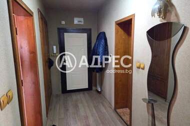 Продажба - Апартамент в Училищни,  Хасково