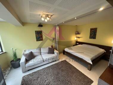 For rent - Apartment in Sportna zala,  Varna