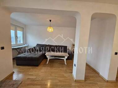 Miete - Wohnung in Zentar,  Weliko Tarnowo