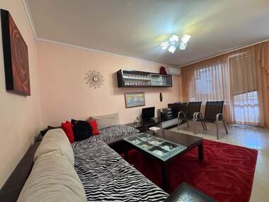 Miete - Wohnung in Zentar,  Burgas