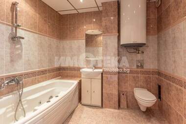 Продажба - Апартамент в Окръжна болница - Генерали,  Варна