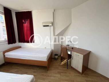 Închiriere - Apartament în Center,  Varna