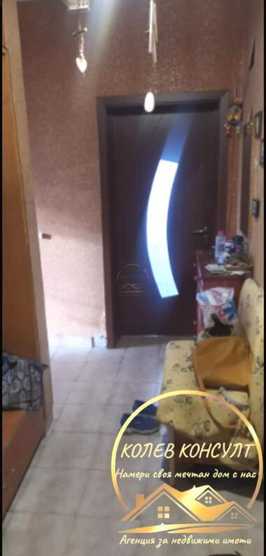 Продажба - Апартамент в Дружба 1,  Хасково