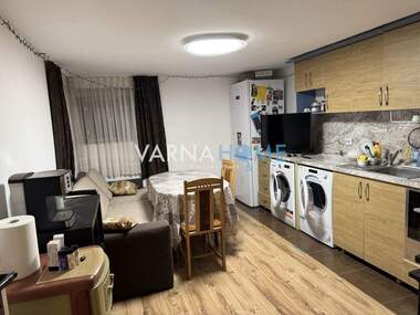 Продажба - Апартамент в Цветен квартал,  Варна