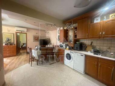 For rent - Apartment in Mladejki halm,  Plovdiv
