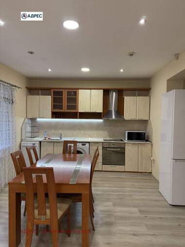 Kira - Apartman olarak Wider Center,  Pleven
