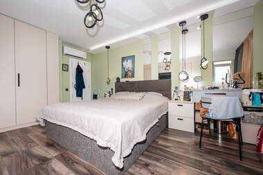 Vânzare - Apartament în Iujen,  Plovdiv