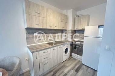 Kira - Apartman olarak Pogrebi,  Varna