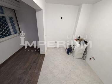 For sale - Apartment in Avtogara,  Varna