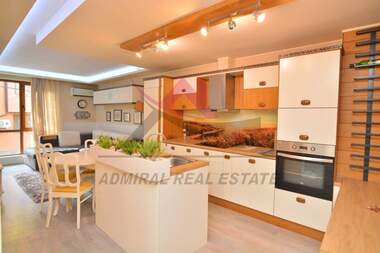 Închiriere - Apartament în Liatno kino Trakia,  Varna