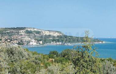 Satış - Apartman olarak Balçik,  Dobriç