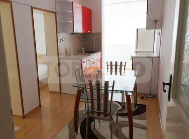 Închiriere - Apartament în Țveten kvartal,  Varna