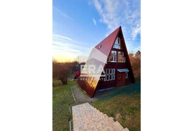 For sale - House in Rasnik,  Pernik