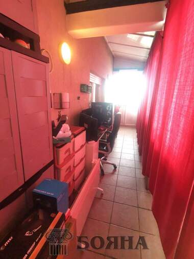 Vânzare - Apartament în Văzrajdane,  Ruse