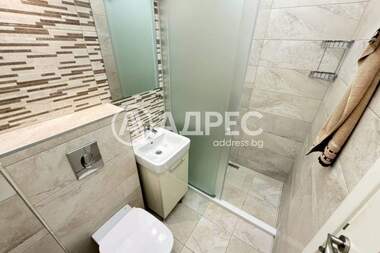 Închiriere - Apartament în Center,  Varna