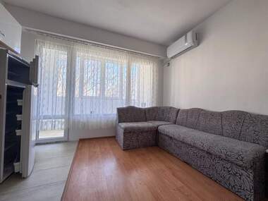 Miete - Wohnung in Izgrew,  Burgas