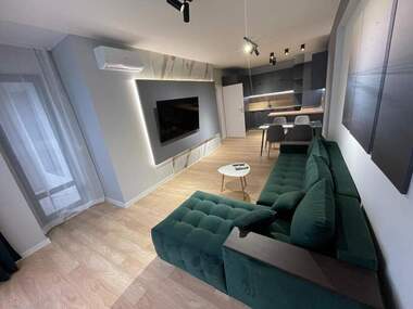 Închiriere - Apartament în Hristo Smirnenski,  Plovdiv