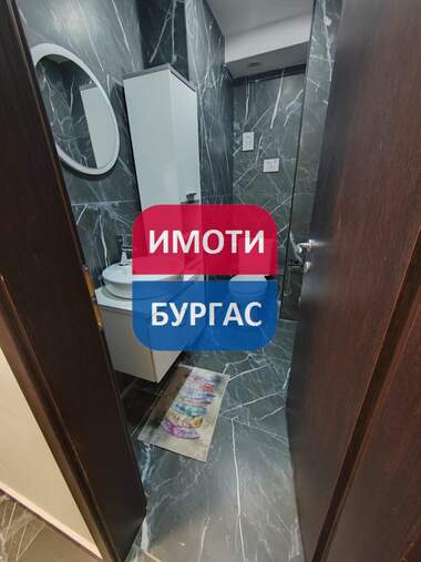 Продажа - Квартира в Лазур,  Бургас