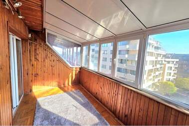 Продажба - Апартамент в Център,  Варна