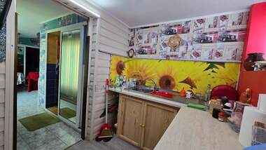 Продажба - Къща в Център,  Перник