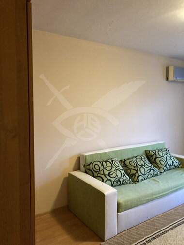 Închiriere - Apartament în Levski,  Varna