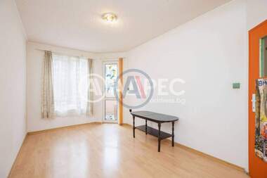 For sale - Apartment in Liatno kino Trakia,  Varna
