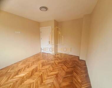 Vânzare - Apartament în Konfuto,  Varna