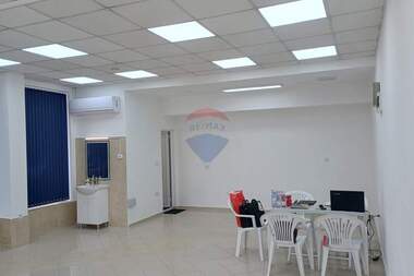 Kira - Dükkan olarak Vazrajdane 1,  Varna
