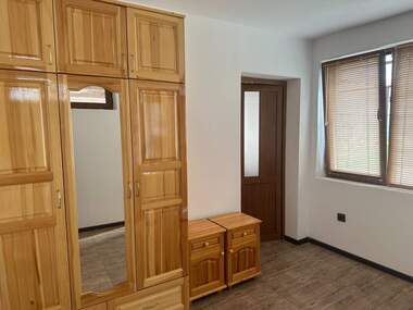 Наем - Къща в Братаница,  Пазарджик