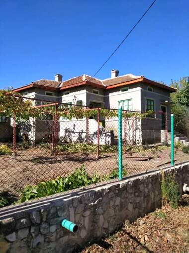 Vânzare - Casă în Snop,  Dobrice