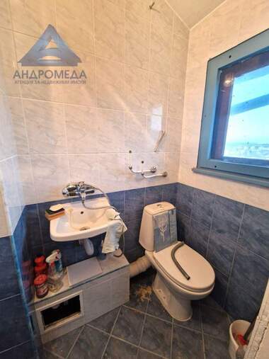 For sale - Apartment in 9-ti kvartal,  Pleven