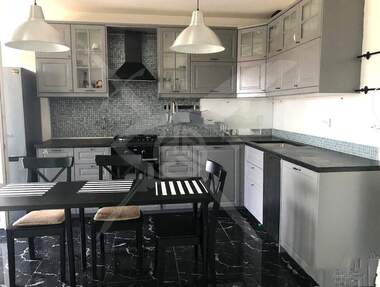Miete - Wohnung in Zentar,  Burgas