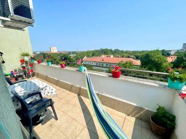 For sale - Apartment in Center,  Ruse