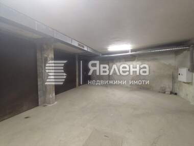 For sale - Garage in Zona B-19,  Sofia