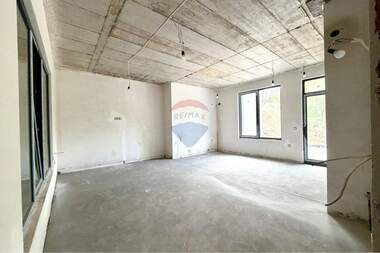 Vânzare - Apartament în Zona B,  Veliko Tărnovo