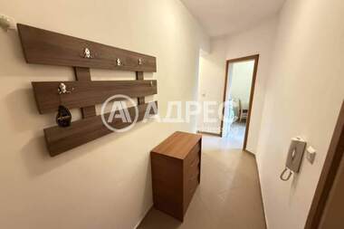 Kira - Apartman olarak Pogrebi,  Varna