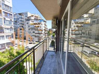 Închiriere - Apartament în Pogrebi,  Varna