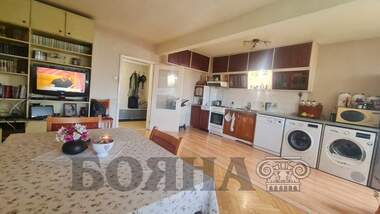Vânzare - Apartament în Center,  Ruse