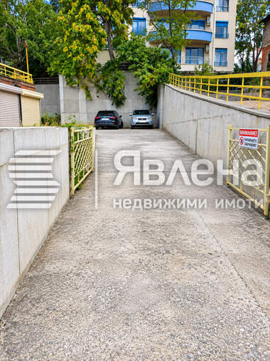 Продажба - Гараж в Лозенец,  София
