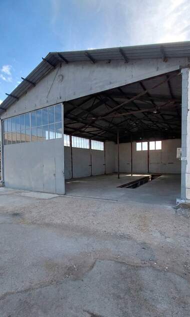 For rent - Garage in Sredna kula,  Ruse