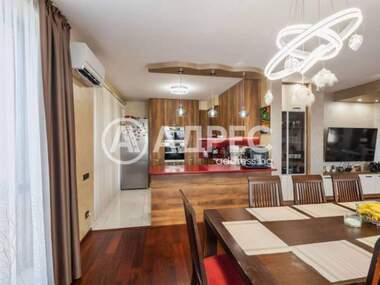 For sale - Apartment in Morska Gradina,  Varna