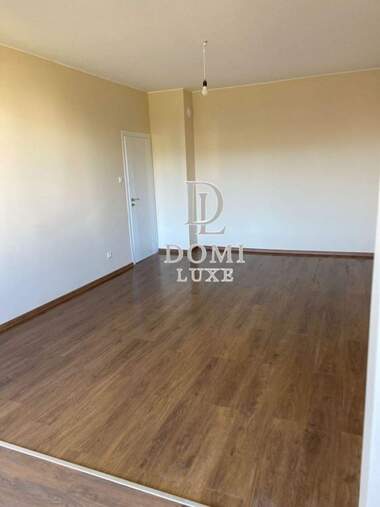 Продажба - Апартамент в Обеля 2,  София
