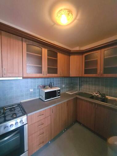 Închiriere - Apartament în Țentăr,  Haskovo