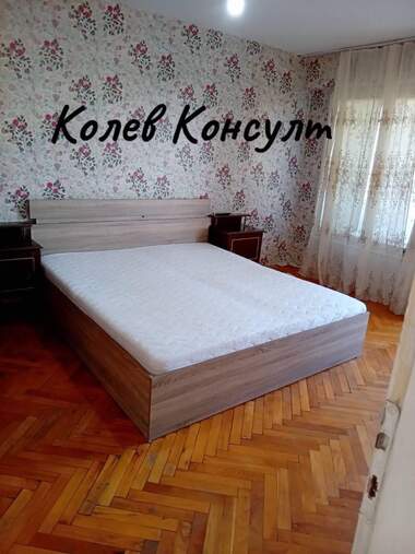 Продажба - Апартамент в Симеоновград,  Хасково