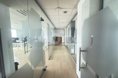 For rent - Office in Manastirski livadi-Iztok,  Sofia