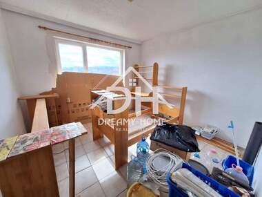 Satış - Apartman olarak Vazrojdenci,  Karcali
