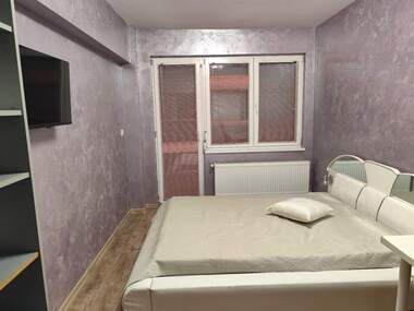 Închiriere - Apartament în Wider Center,  Pleven